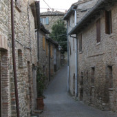 Via principale di Cavoleto