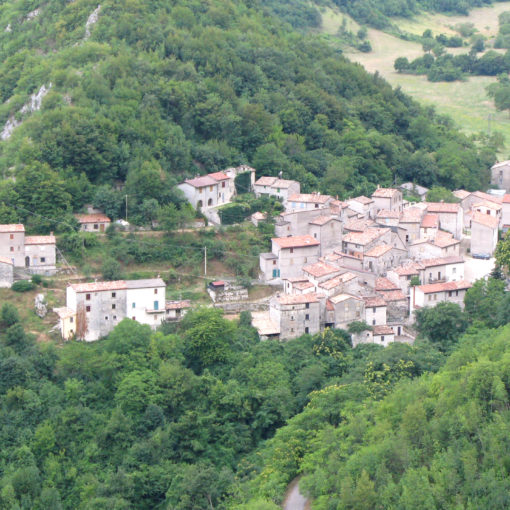 Vista di Pieia dal sentiero per Fondarca