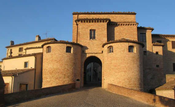 Porta Maggiore di Mombaroccio