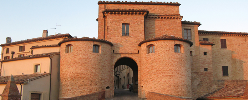 Porta Maggiore di Mombaroccio
