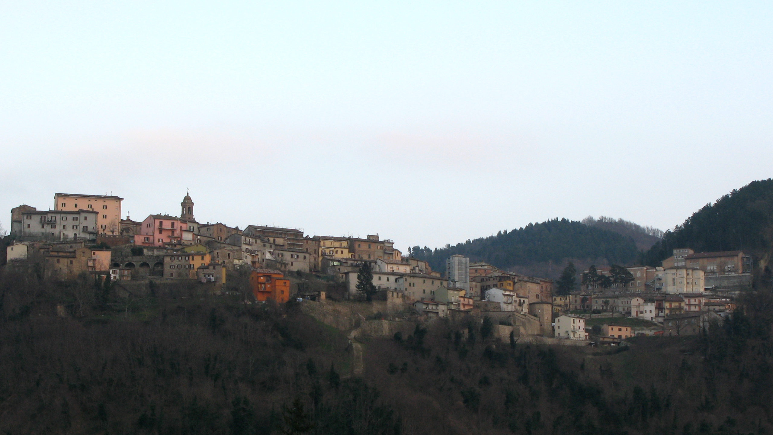 Panorama di Sassocorvaro da Mercatale