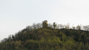 La Torre Brombolona vista da Villa Croce