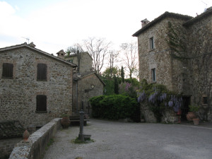 Piazza bassa di Cavoleto