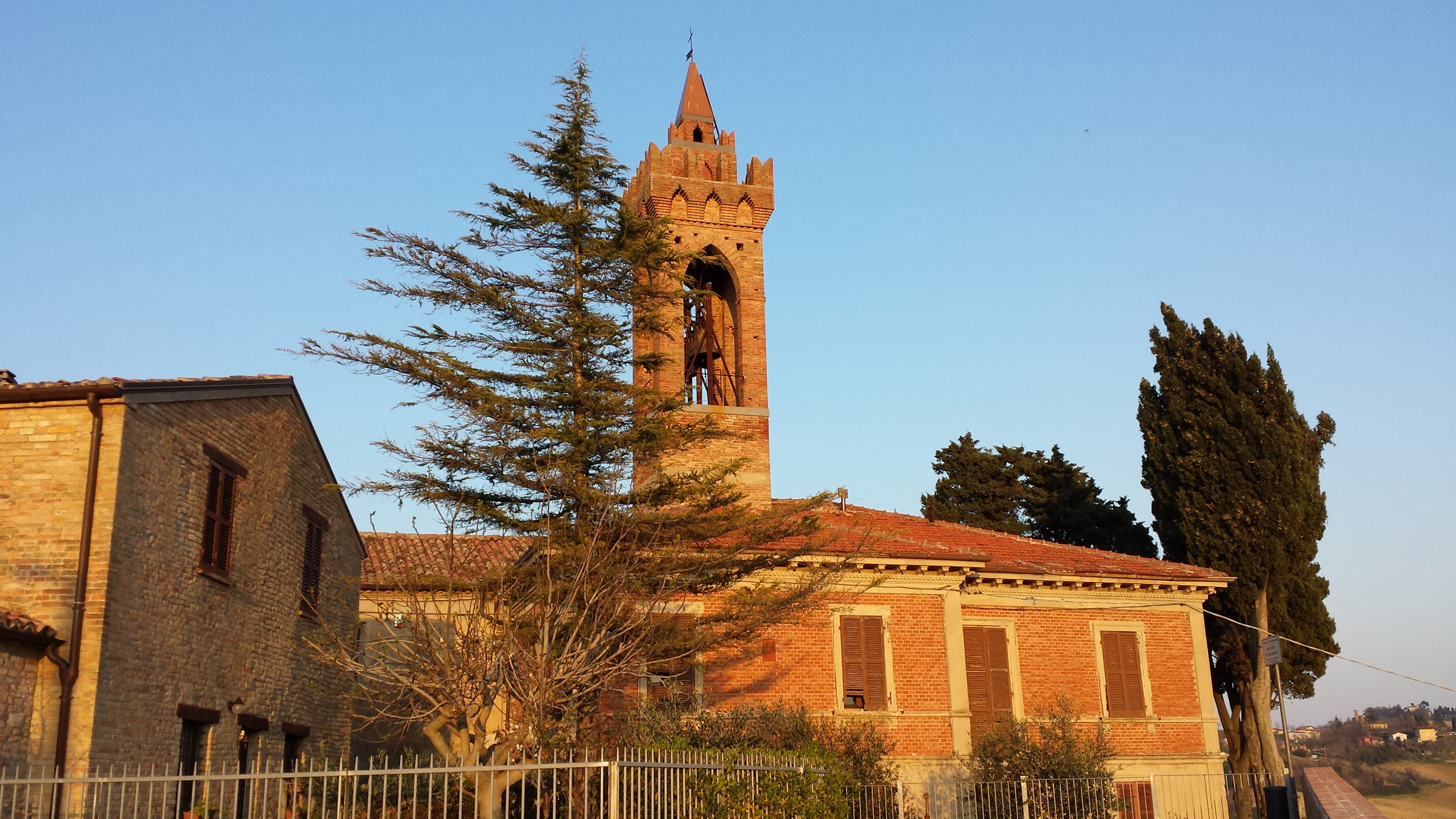 Campanile della chiesa di Farneto