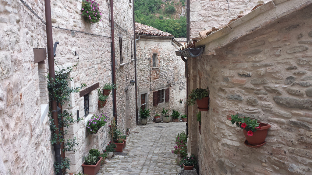 L'interno del Borgo Medievale di Piobbico