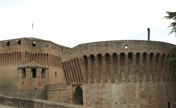 Rocca di Mondavio con torrione